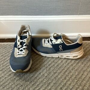 ON Cloudrift Sneaker